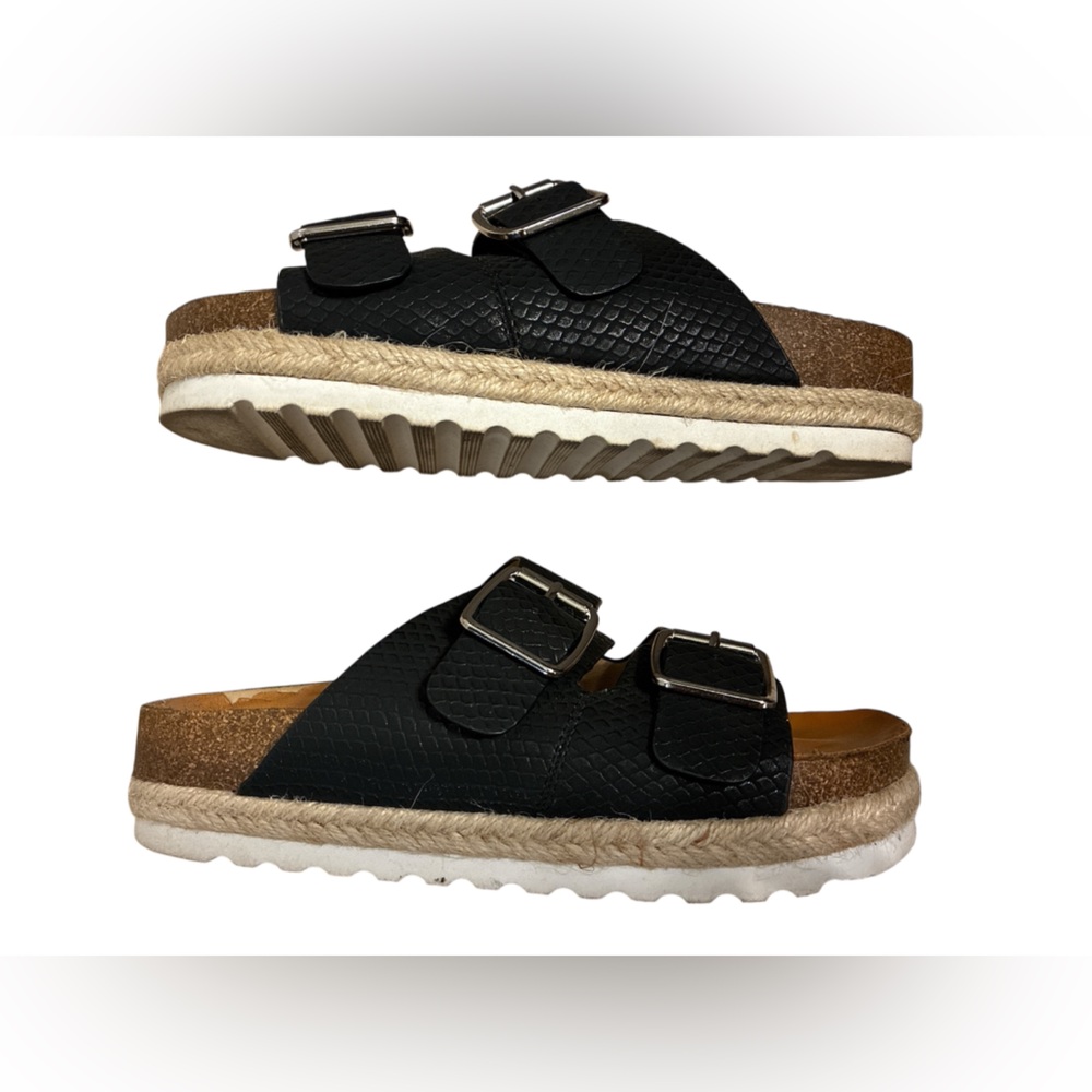 DV by Dolce Vita Carther Black Platform Double Buckle Sandals. Size 6. - Picture 2 of 13